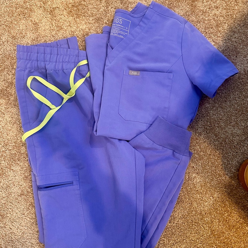 Figs Purple Scrub Set with Neon Yellow Accents